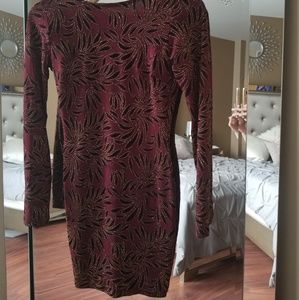 Windsor Burgundy/Gold Glitter Velvet Dress